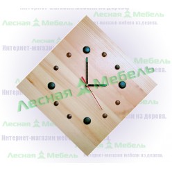 Часы из дерева "Кнопочки"